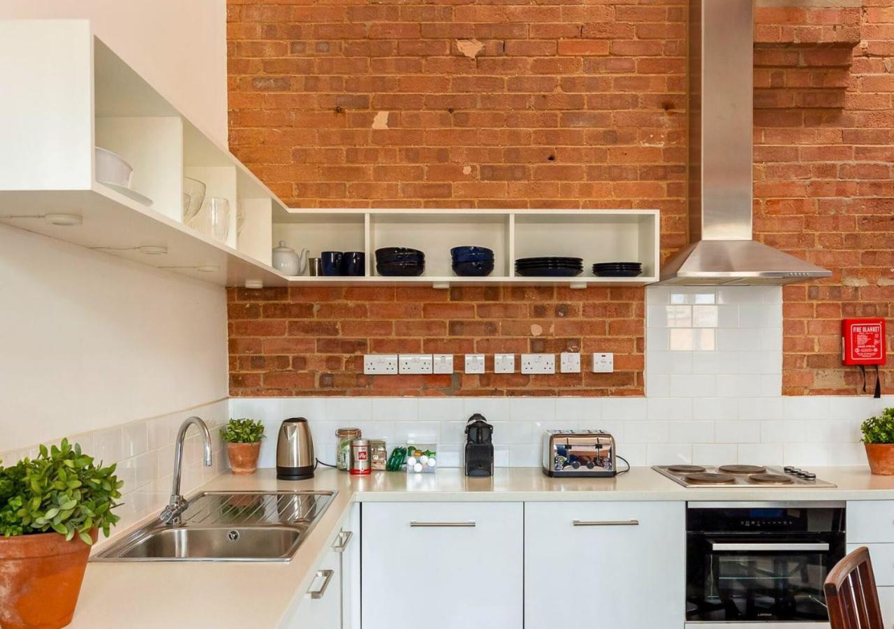 Bowen-Buscarlet Apartman Bicester Kültér fotó