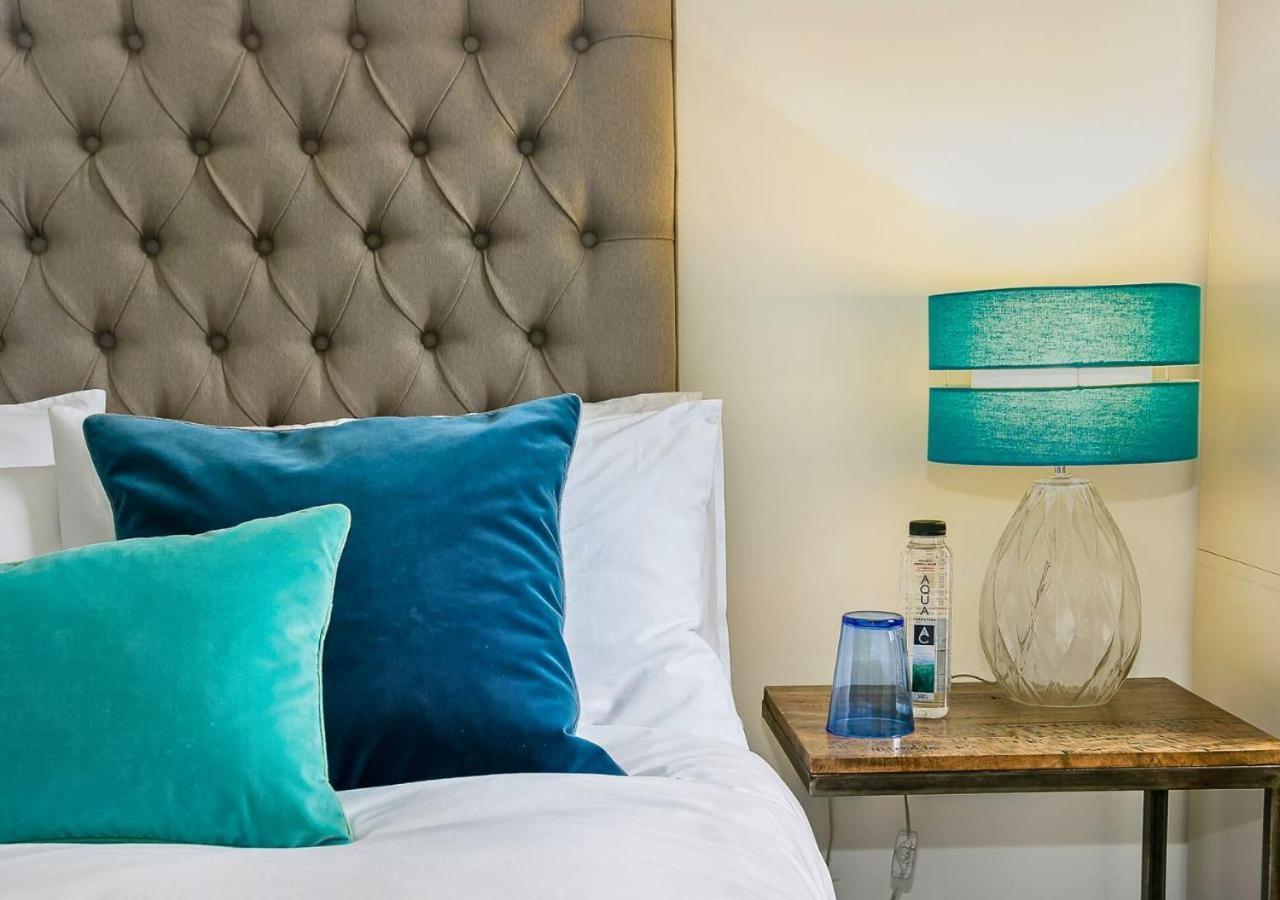 Bowen-Buscarlet Apartman Bicester Kültér fotó